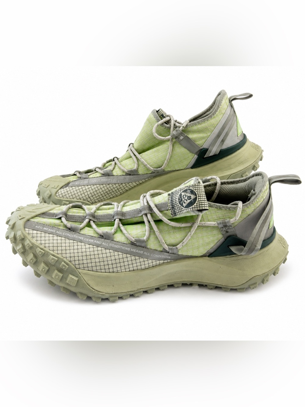 -Nike ACG Mountain Fly Low,Men’s Light Green/Grey,Short top Sneakers. Siz…